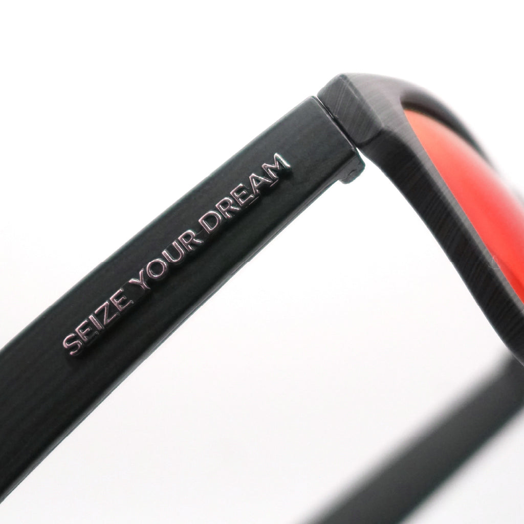 【8/15新発売！】LOCO モノトーンウッド柄 x レッドミラー 偏光レンズ "SEIZE YOUR DREAM" 尾藤朋美コラボレーションモデル[vidg00485-6]