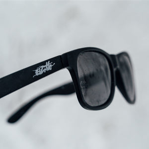 画像をギャラリービューアに読み込む, LOCO ブラック x ブラック・スモーク 偏光レンズ BACKSIDE MAGAZINEコラボレーションモデル 雑誌付属[vidg00509]
