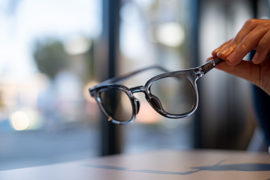 【3/7新発売】ATLAS クリアグレー x グレー 激撥水偏光レンズ [vidg00523]